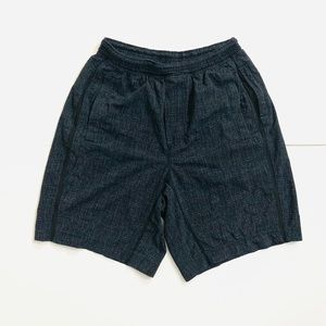 Lululemon Athletica Short‎ 9”